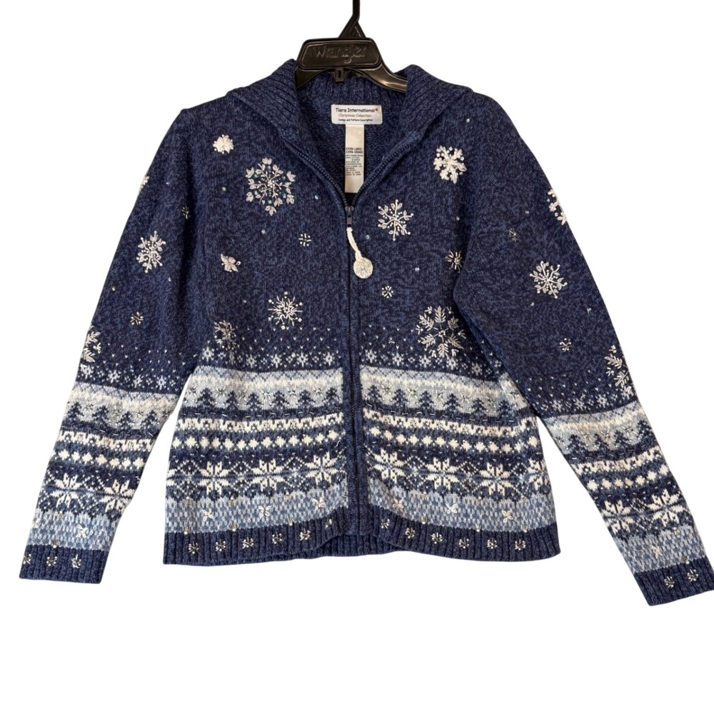 VTG Tiara International Christmas Sweater Kitschy XL Blue Snowflake Fair Isle